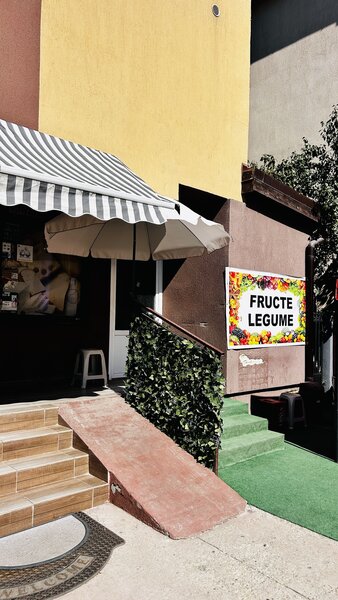 Spatiu comercial ideal cafenea, frizerie/ salon, magazin, estetica etc. Proprietar!
